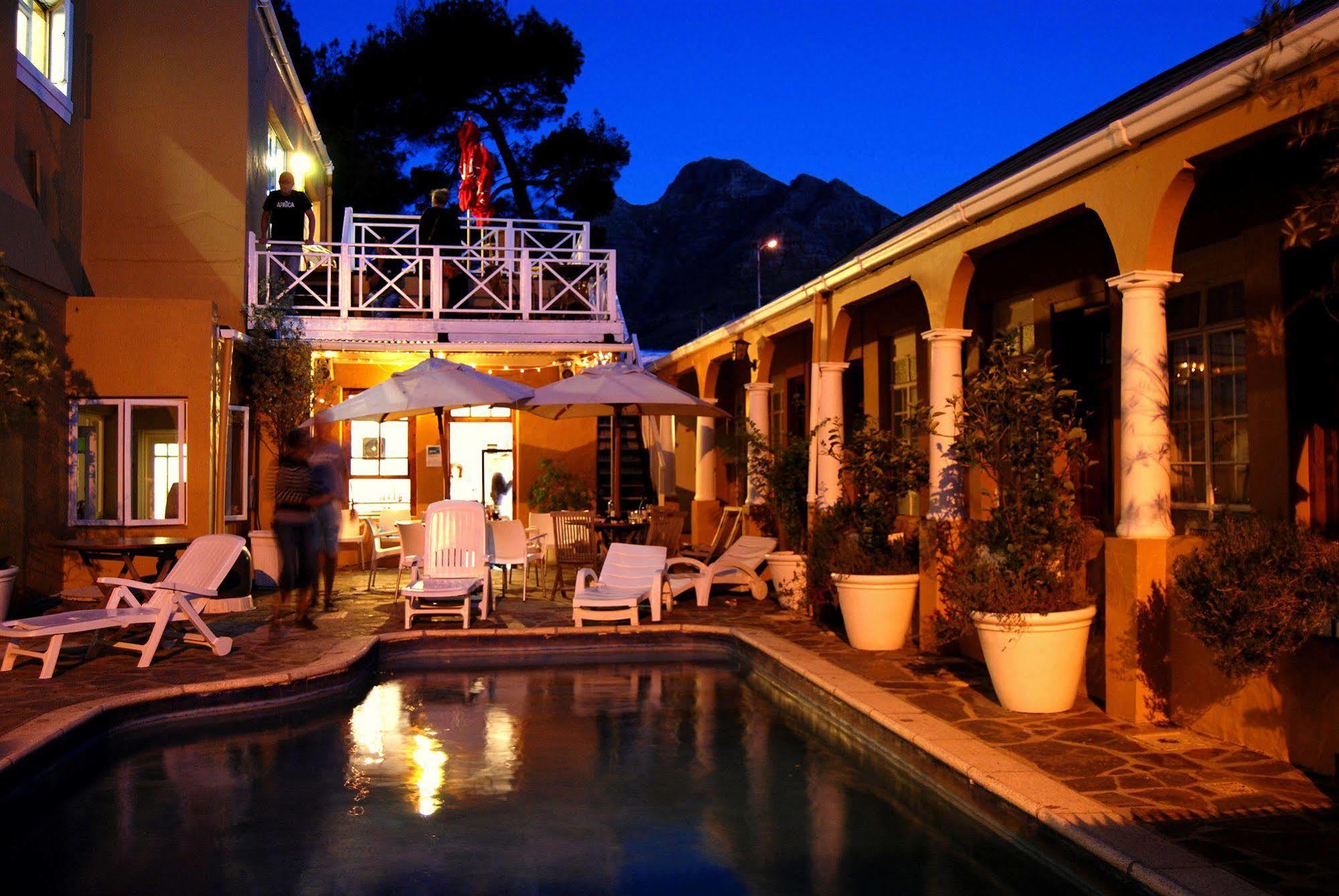 Ashanti Lodge Backpackers Cape Town Dış mekan fotoğraf